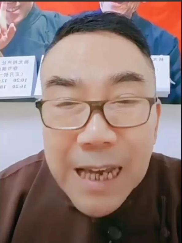 “都是假的！”直播间里杨老五一句话让人震惊。曾经杨老五的美术馆里的珍贵收藏品是他