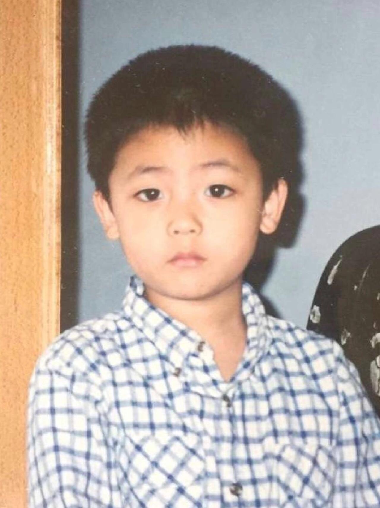 侯明昊：平平无奇的小角色都能让人过目不忘