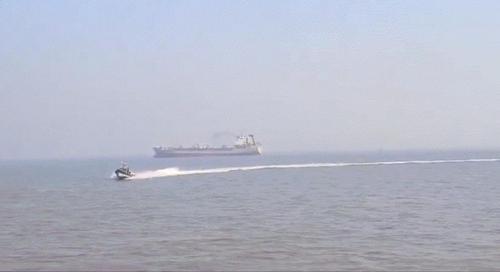 清晨咚的一声巨响！印度海军再次创造无人能及世界纪录，已造成13人死亡


当地时