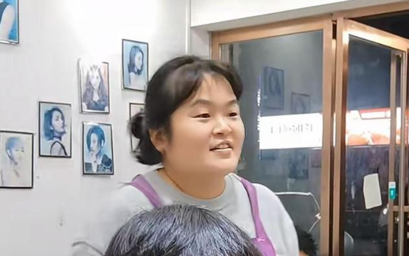 理发师晓华技艺精湛