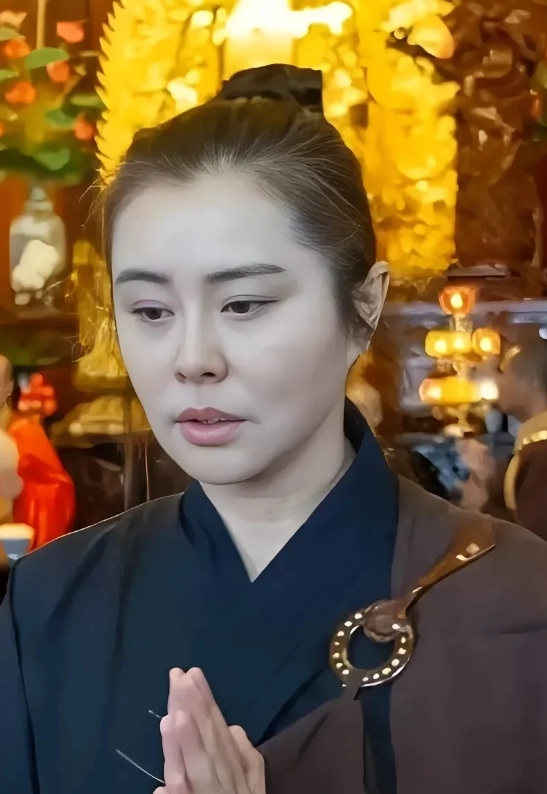 王祖贤：影坛女神的勇气与重生