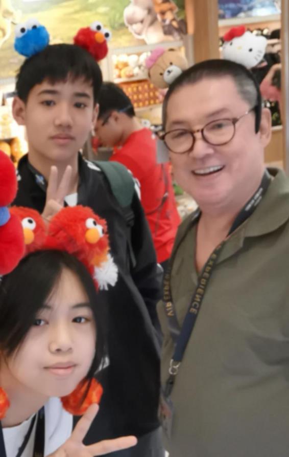郭碧婷从模特跨界成为演员，凭借出众颜值收获众多粉丝。嫁入向家后备受关注。近日，郭