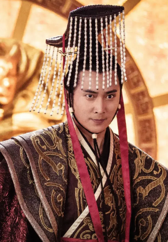 北周何以能灭掉强大的北齐，是高纬昏庸，还是宇文邕比较英明？

1.宇文护没有史书