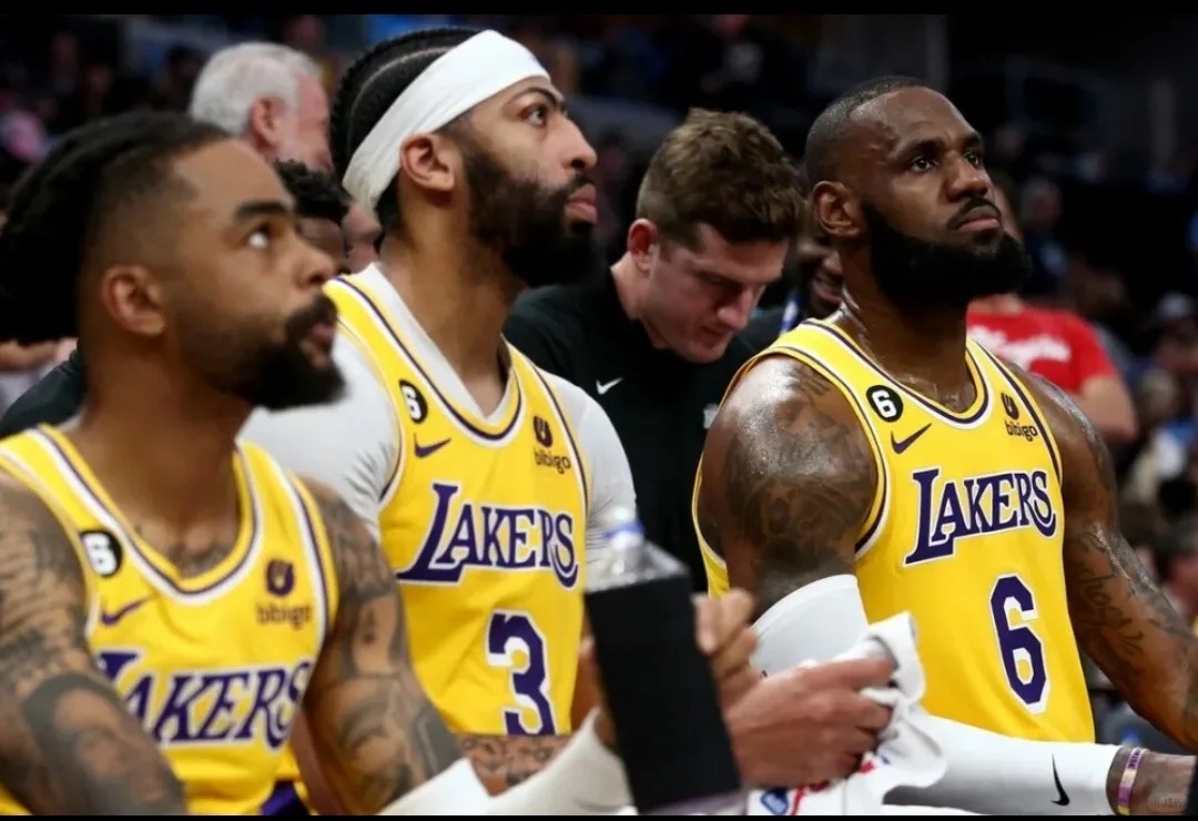 今天G3让我明白黑子说的联盟保送湖人季后赛
不是打不过掘金是完全被掘金吊打，说实