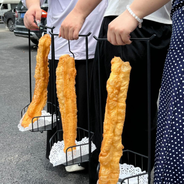    如今的油条竟已发展到这种地步了吗？？  