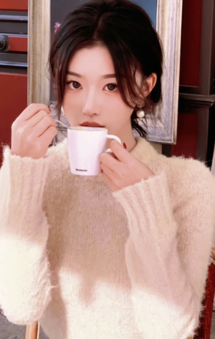孔雪儿——优雅而高贵