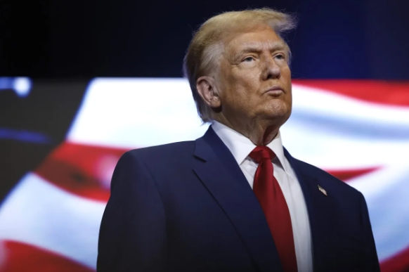美国大选，没想到网上争吵如此激烈。键盘侠们互不相让，仿佛辩论真能改变世界，这种激