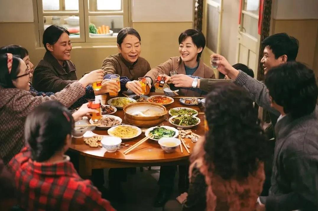 说破了大天，我也不信奚美娟、邬君梅、梅婷演的是三代人。
电视剧《六姊妹》中，奚美