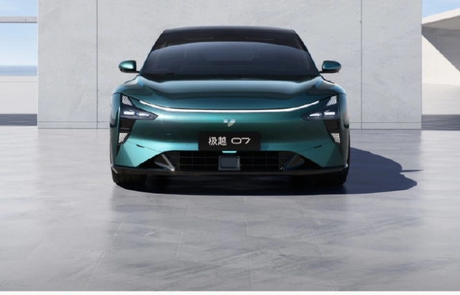 极越 07 汽车 9 月 10 日上市：智能感应电动门 / 交互大灯，预售价 2