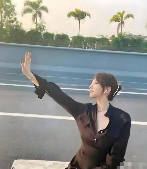 岁月真是一把杀猪刀，不服不行啊！