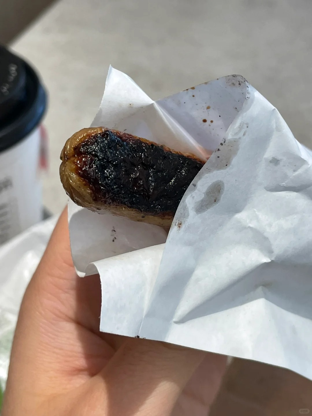 永别了麦当劳早餐
图灵香肠煎的糊了，去前台换，礼貌的“您好”提出诉求，结果对方一