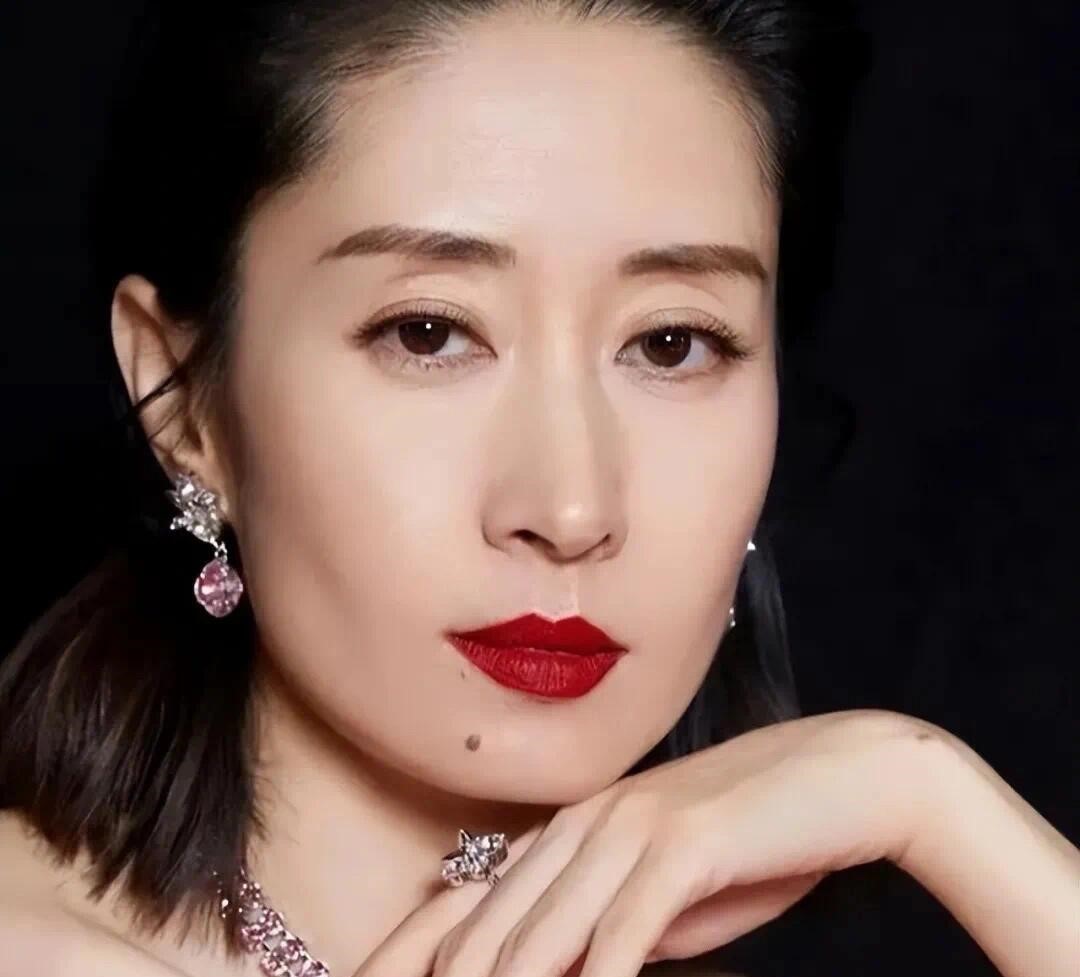 刘敏涛离婚：先自我再无我，先自爱再爱人