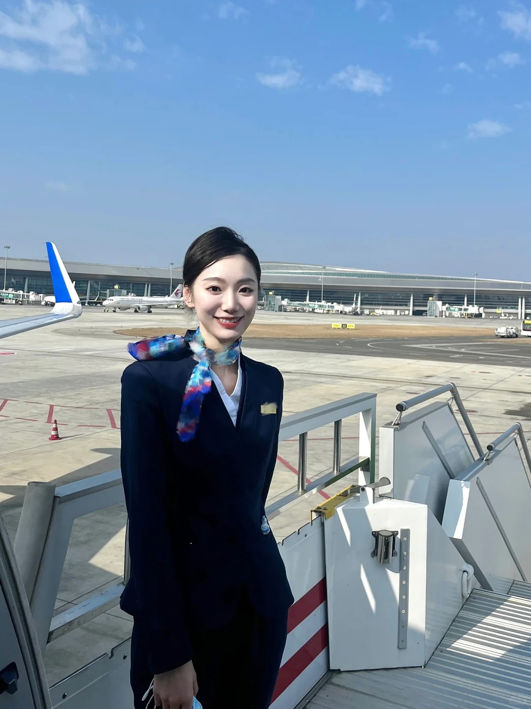 拥有一个空姐女友✈️✈️是什么体验❓‼️
如果你拥有了一个空姐女友，慢慢地你会发