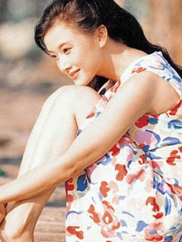 “民歌天后”宋祖英:为何能够连上24年春晚?且看赵本山的评价(苹果充电宝怎么验真假)-第18张图片-九妖电影 “民歌天后”宋祖英:为何能够连上24年春晚?且看赵本山的评价(苹果充电宝怎么验真假)-第18张图片-九妖电影