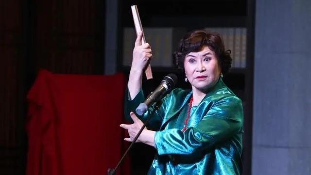刘兰芳爱子突然去世，年仅55岁，死亡当天母亲照常表演，画面流出（刘兰芳夫妻）-第5张图片-九妖电影