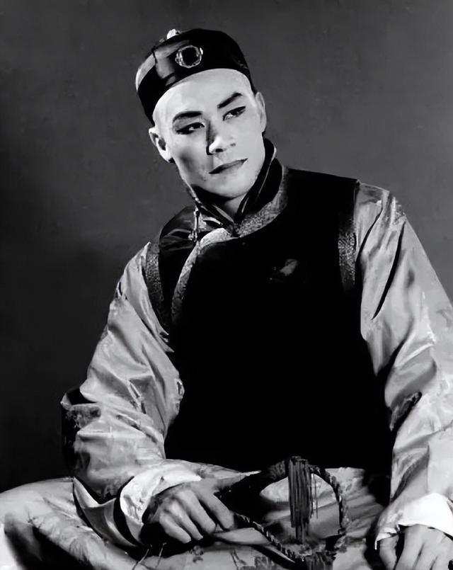 白天演员、晚上是特工，隐姓埋名75年，95岁的“姜子牙”传奇一生（姜子牙原名是什么?）-第3张图片-九妖电影