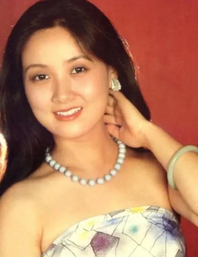 养女越长越像丈夫张国立