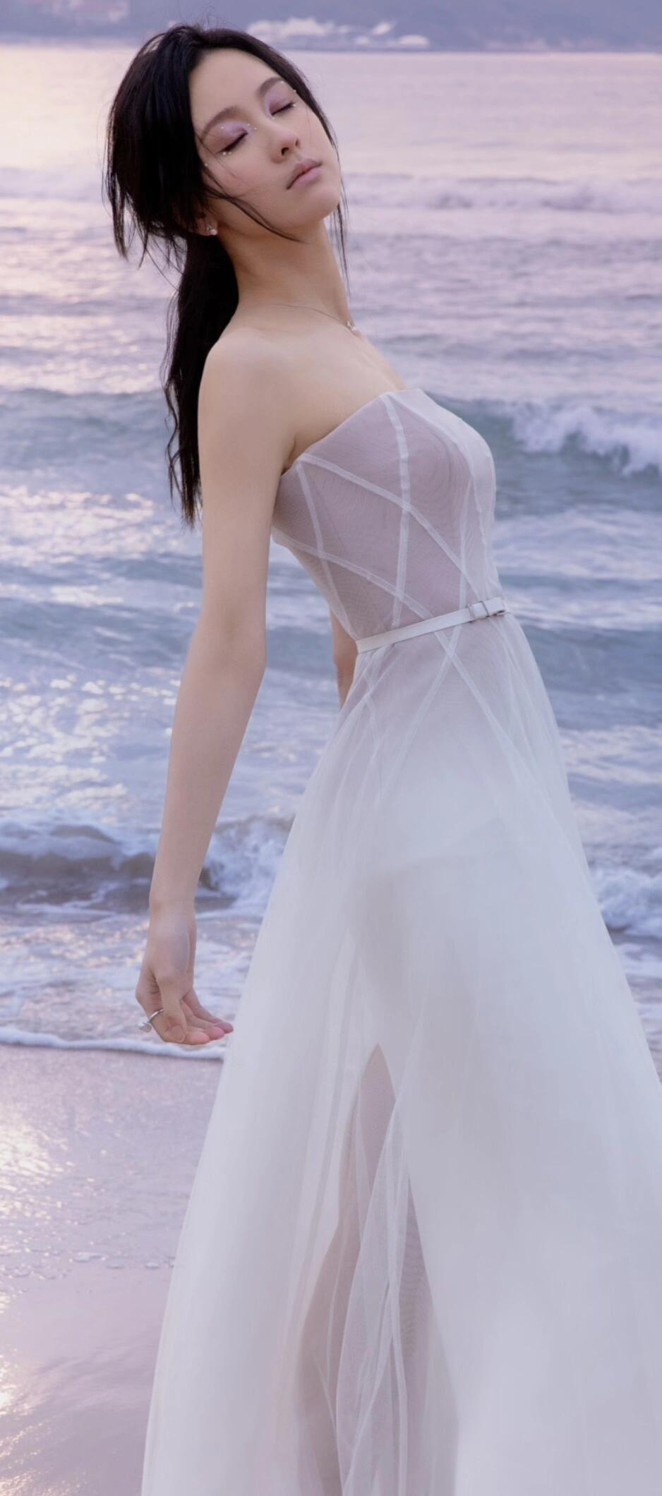 她这组照片好甜啊！