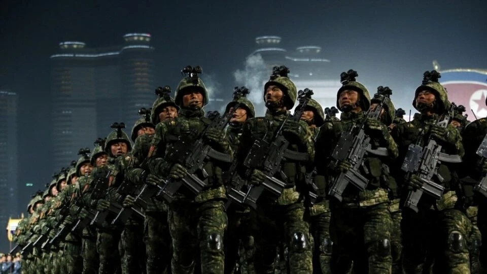 朝鲜12000名特战队员高调赴俄作战，结果指挥官阵亡、战局无改，最终悄然撤离。此