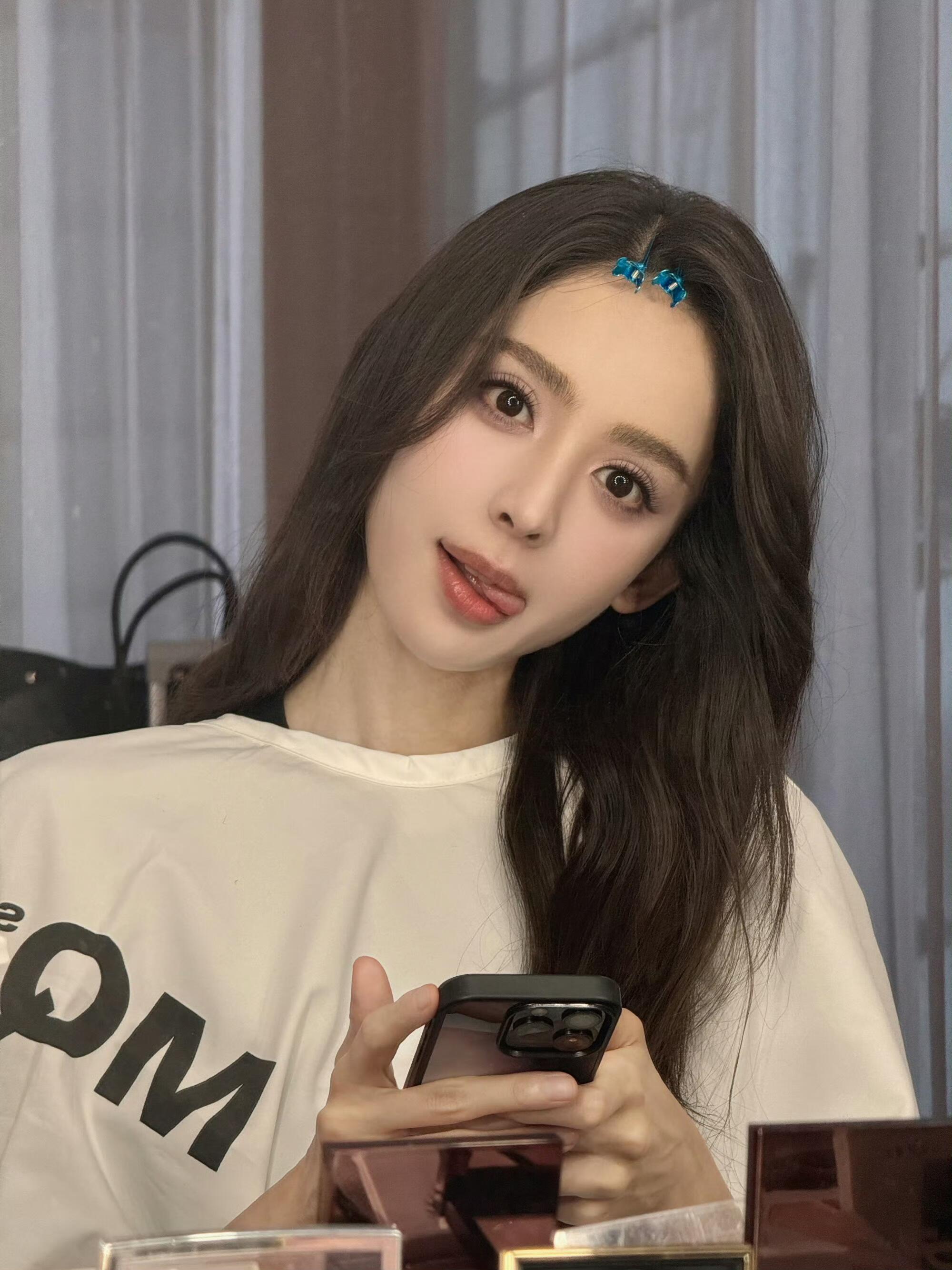 古力娜扎是一位才华横溢的演员