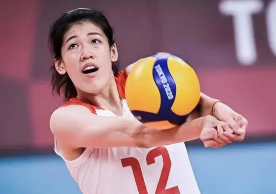 请善待李盈莹。
这个队伍和公共反应对李盈莹是不公平的，我相信真正的球迷都是这样认