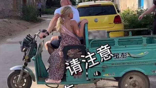 国产“三蹦子”在欧美爆火，走红后才发现，老外比我们会玩多了！