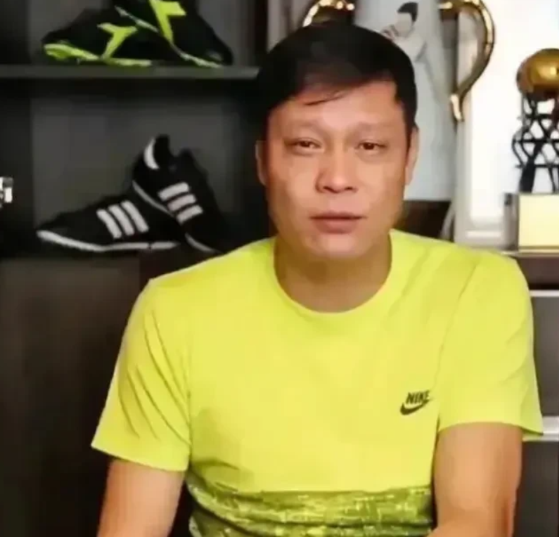 太丢人！国足1:2不敌十人沙特，赛后范大将军爆出“惊人之语
1. 煮熟的鸭子飞了