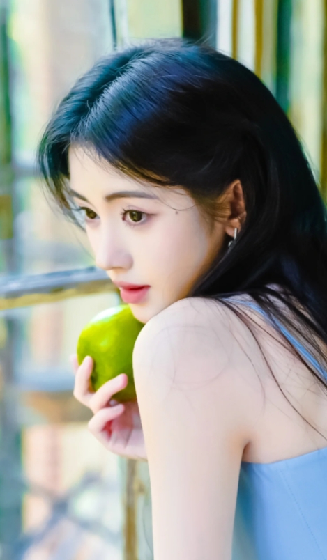 鞠婧祎——清新甜美