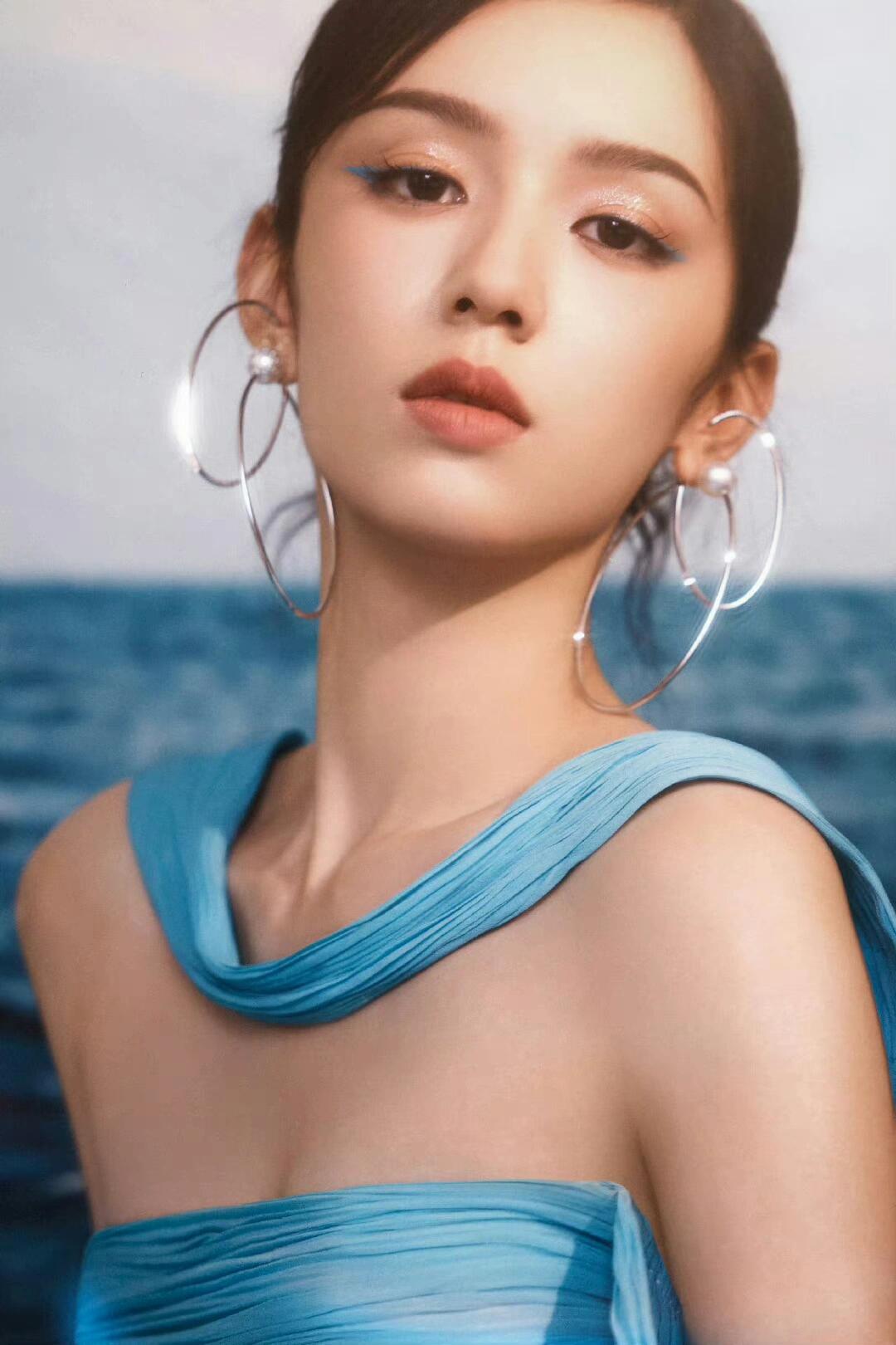 周也好牛的审美