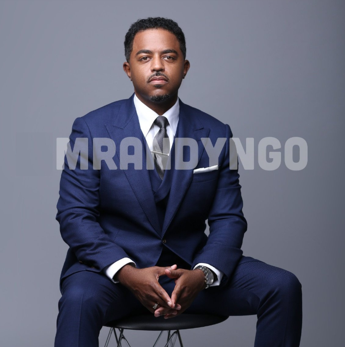 新奥尔良40死伤（还在上升）的制造者：退役美军，阿富汗前线作战部。事业不顺、婚姻