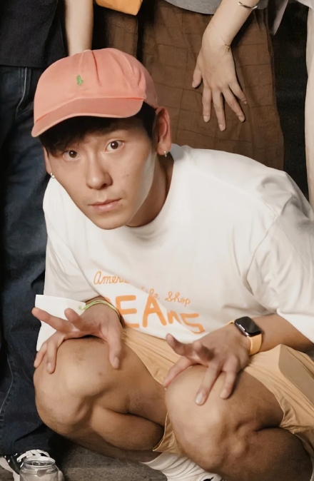 蒋奇明——气质男神