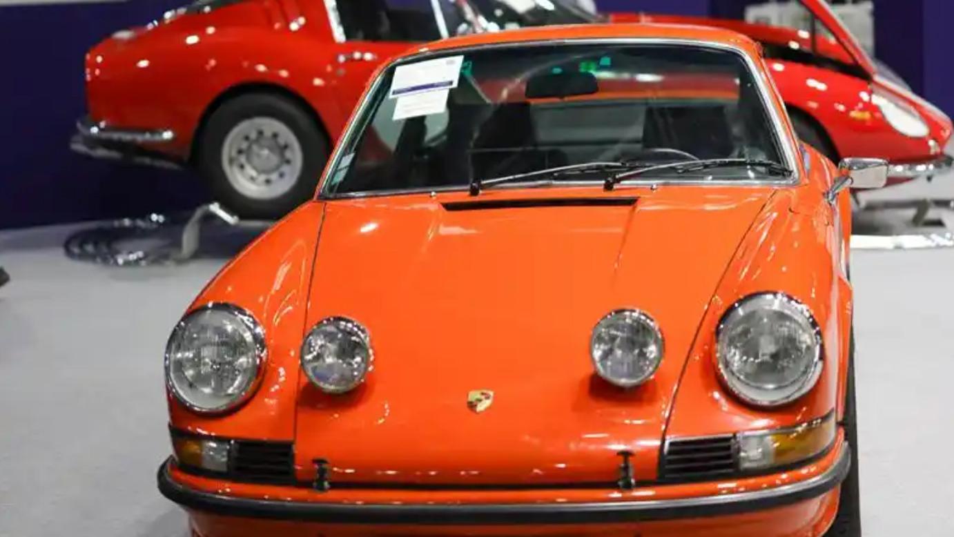 拥有人生一辆车子，你还记得吗还是在奋斗中？