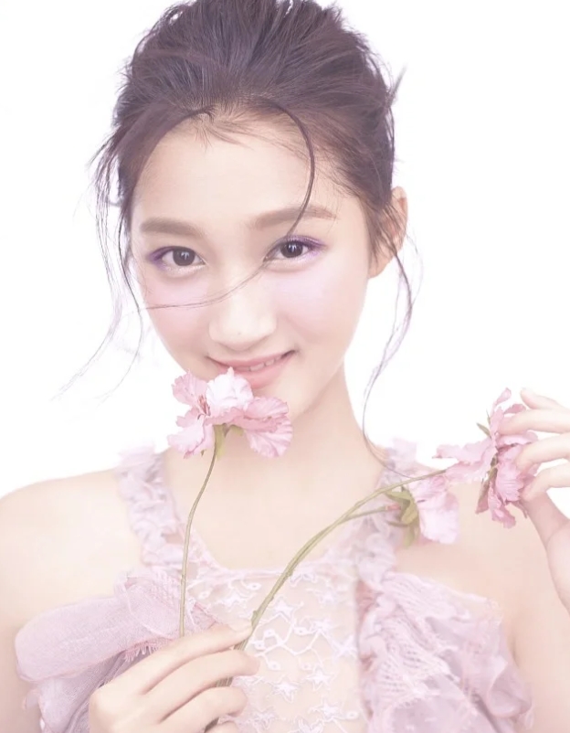 关晓彤鹿晗：娱乐圈的浪漫传奇