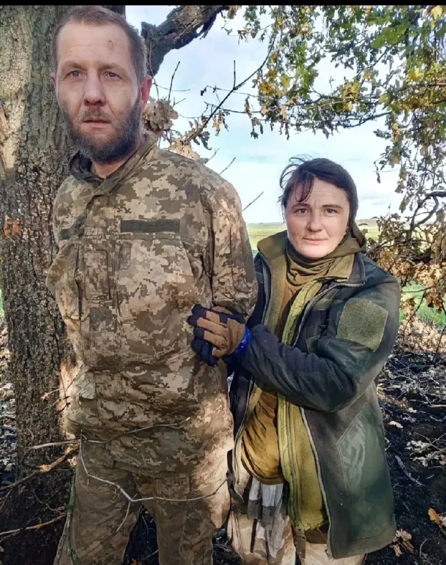 急讯！乌克兰士兵被俄罗斯大妈民兵俘虏，夫妻相引热议！

各位老铁，急讯来了！听说