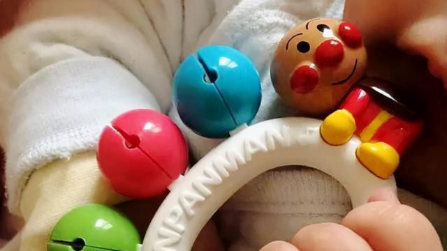 孩子小脑瓜聪不聪明，看手就知道了，聪明大脑会在手上显“信号”