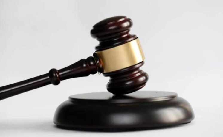 云南临沧，一外国女子在银行存了40万元，随后便回了国，16年后，女子再次来到云南