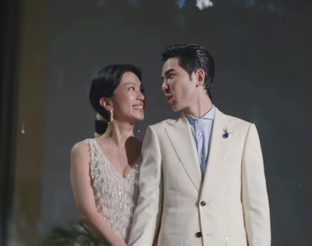 萧敬腾在婚礼上对他老婆深情的说:“我19岁为了见到你，才去参加的选秀！看到你的第