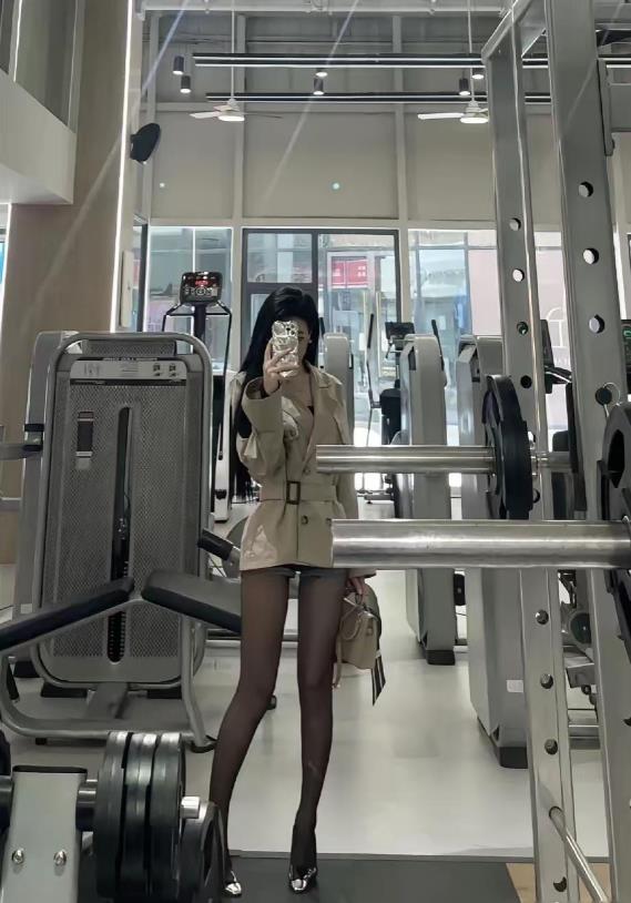 什么运动需要健身房穿丝袜的