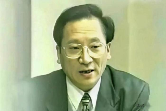 母女通吃！江苏省原建设厅厅长徐其耀，包养146个情妇，有一次胸口不太舒服到医院“