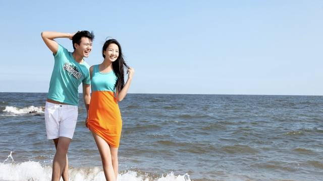 男女之间有了暧昧关系，往往会有这3种表现