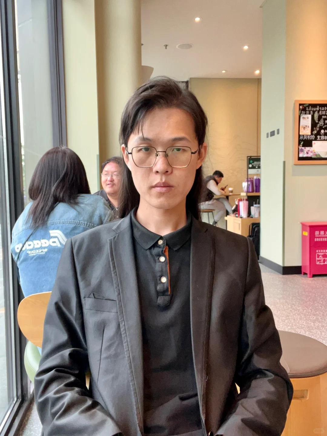 五一回家相亲，穿这套行吗
由于工作比较忙，一直都没有谈对象，家里比较着急。已经不
