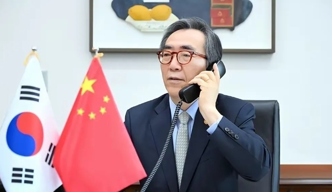 韩国外长说：美国才是韩国的盟友，是生死与共同进退的兄弟。

尹锡悦戒严风波让中国