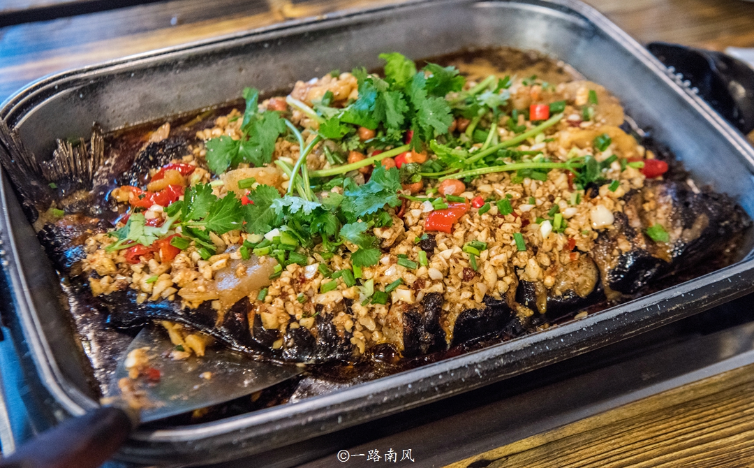 为了吃烤鱼，专程到重庆市巫山县旅游，太值得了