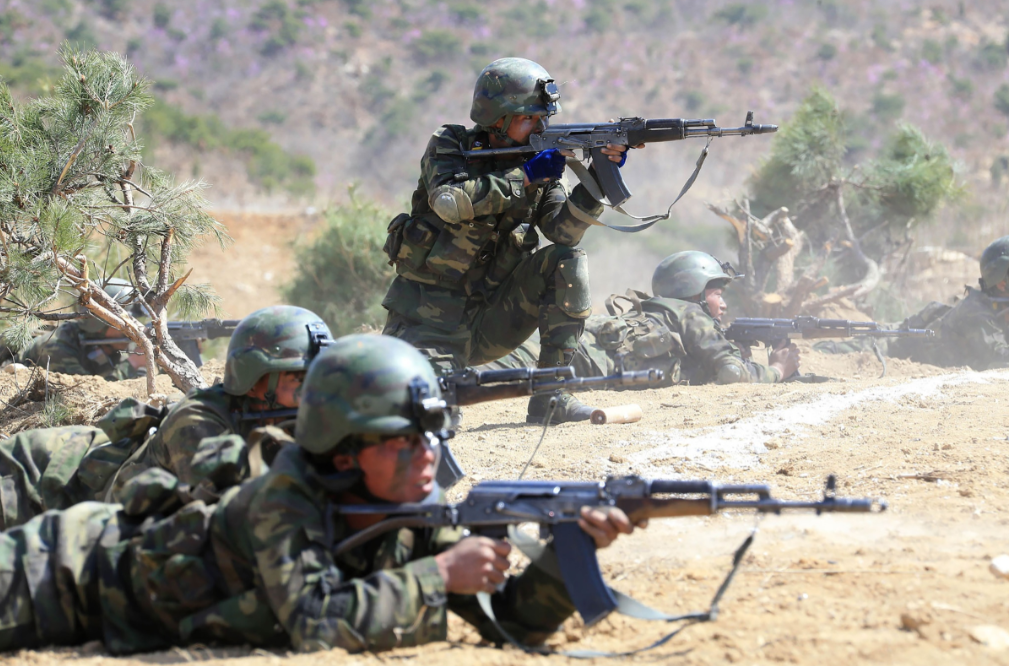 朝鲜特种兵杀疯了，2个半小时就全歼300名乌军，俄这下瞒不住了！