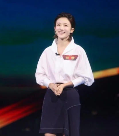 蔡紫是一个多才多艺的女孩