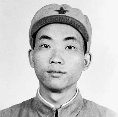 1952年，上甘岭战役结束不久，部队为小战士胡修道请功，一人歼敌280人，上级直