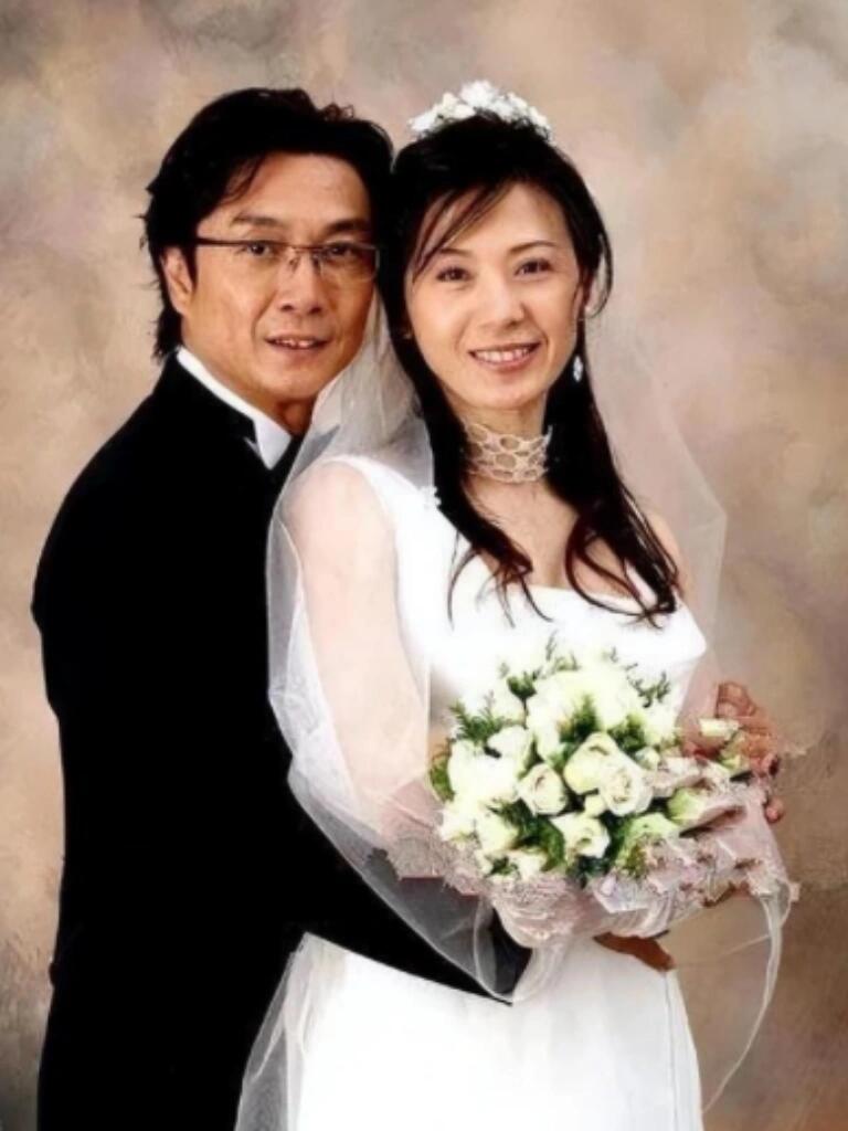 43岁娶小20岁美女空姐过丁克生活