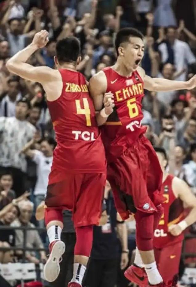 赵继伟心中最强五虎，郭艾伦控卫，小前锋没有选择张和曾很意外
最近中国男篮圈又有大