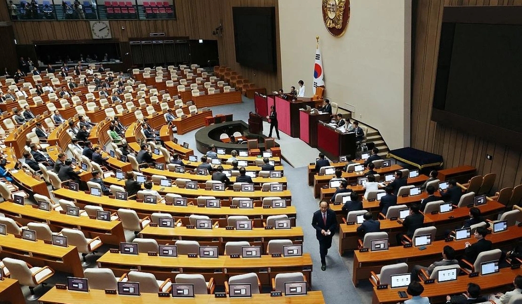 韩国要换总统了？装死观虎斗，保存实力坐收渔利为良策！