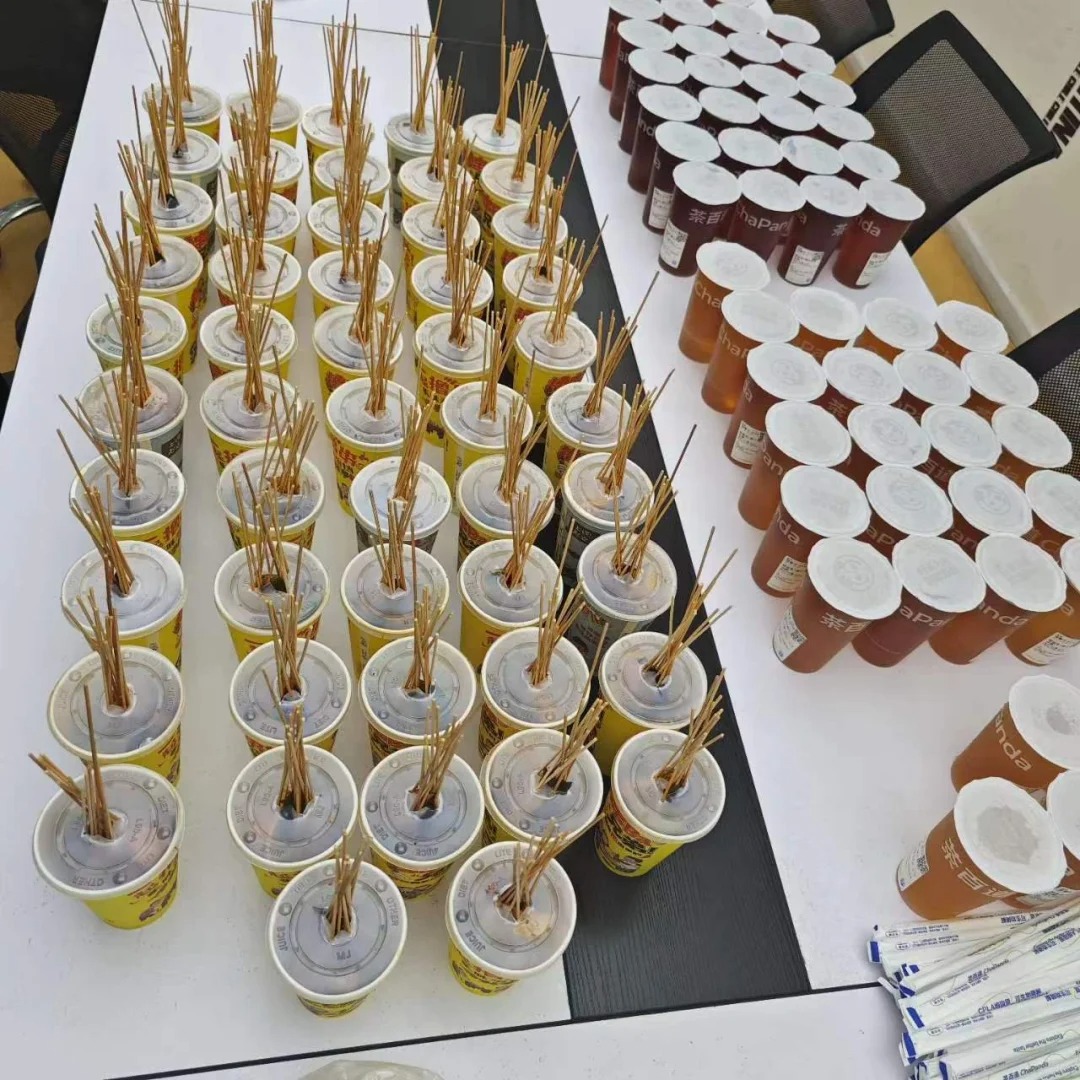 你见过哪些抠门的公司
#职场日常 #工作
一个月一次下午茶，还规定每人拿多少，图